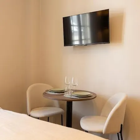 Calme Et Paisible Aux Porte De Paris Apartment *